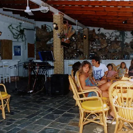 Hotel Paradise *